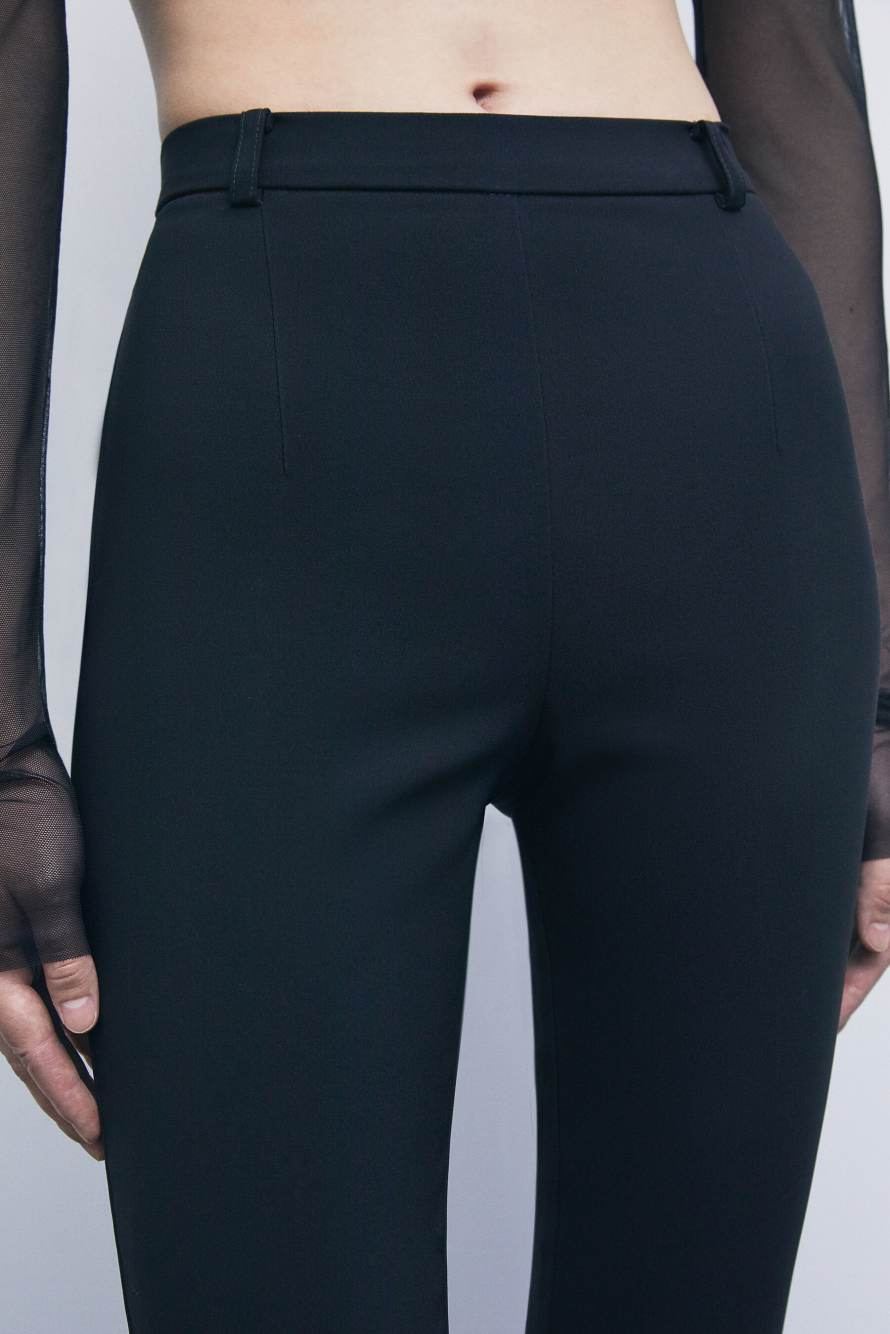 &ldquo;My SKIN Tailoring&rdquo; slim-fit trousers in stretch cr&ecirc;pe, Black, Patrizia Pepe