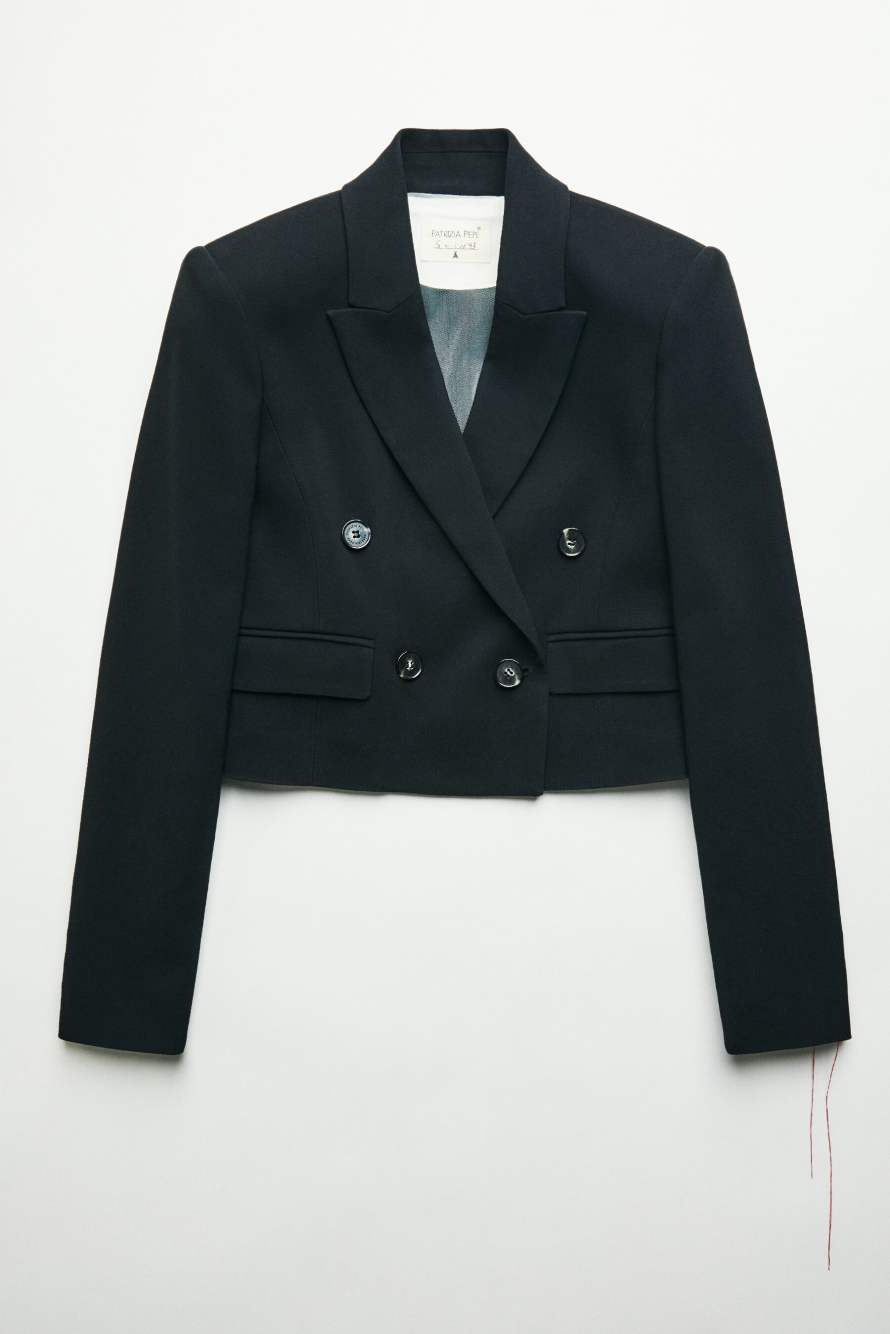 &ldquo;My SKIN Tailoring&rdquo; cropped double-breasted blazer in cr&ecirc;pe, Black, Patrizia Pepe