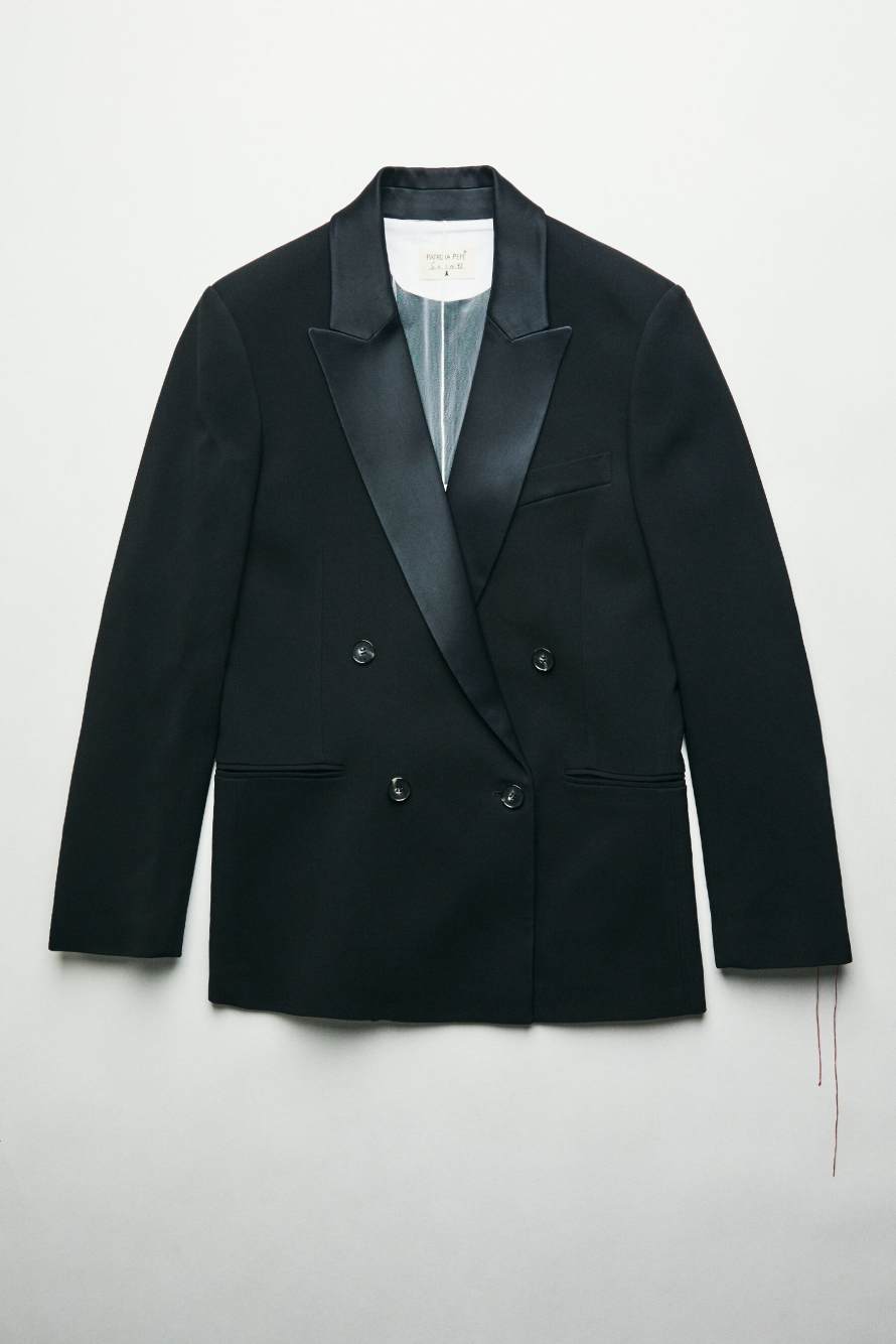 &ldquo;My SKIN Tailoring&rdquo; oversized double-breasted blazer with satin lapels, Black, Patrizia Pepe