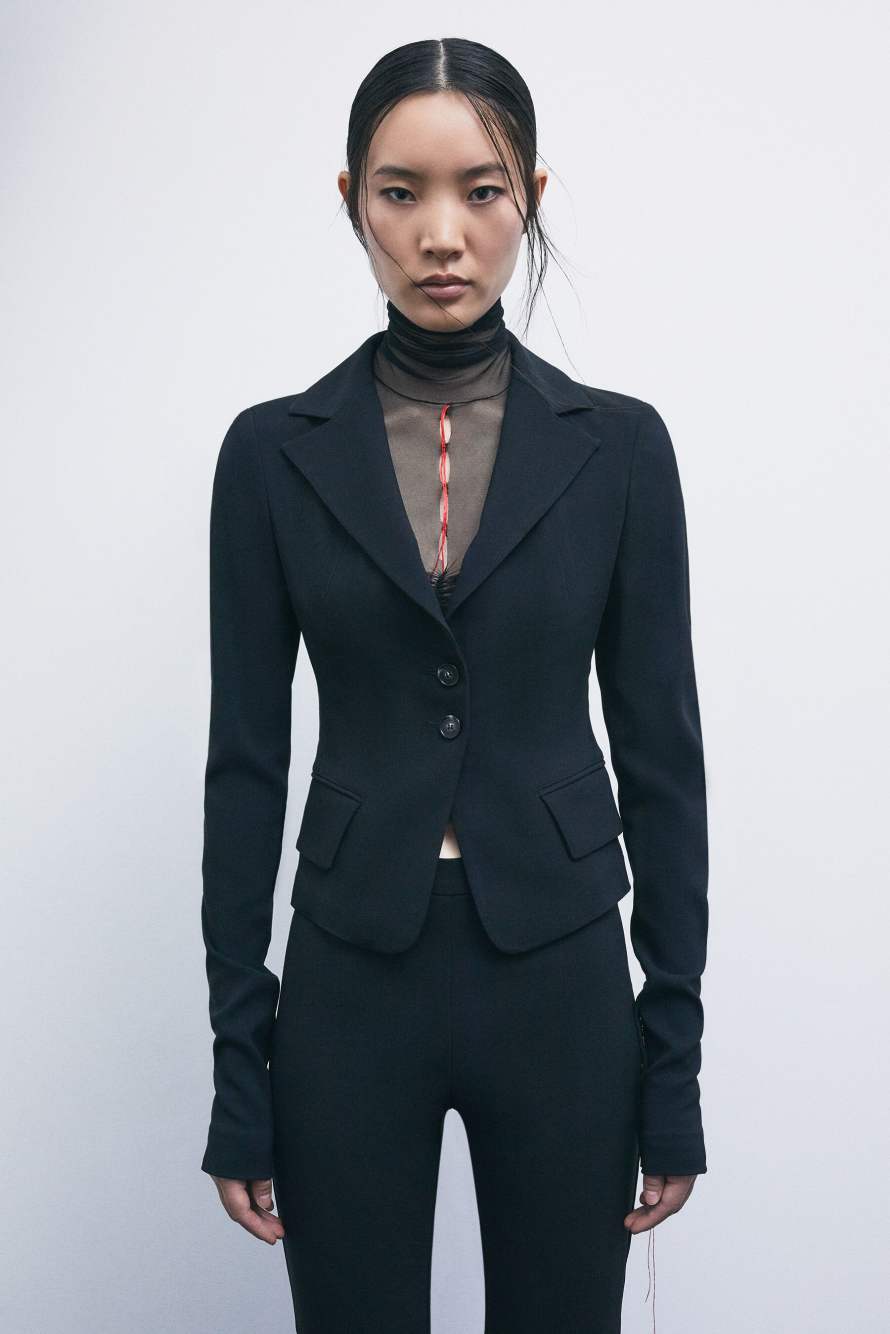 &ldquo;My SKIN Tailoring&rdquo; Icon 501 blazer in stretch cr&ecirc;pe, Black, Patrizia Pepe