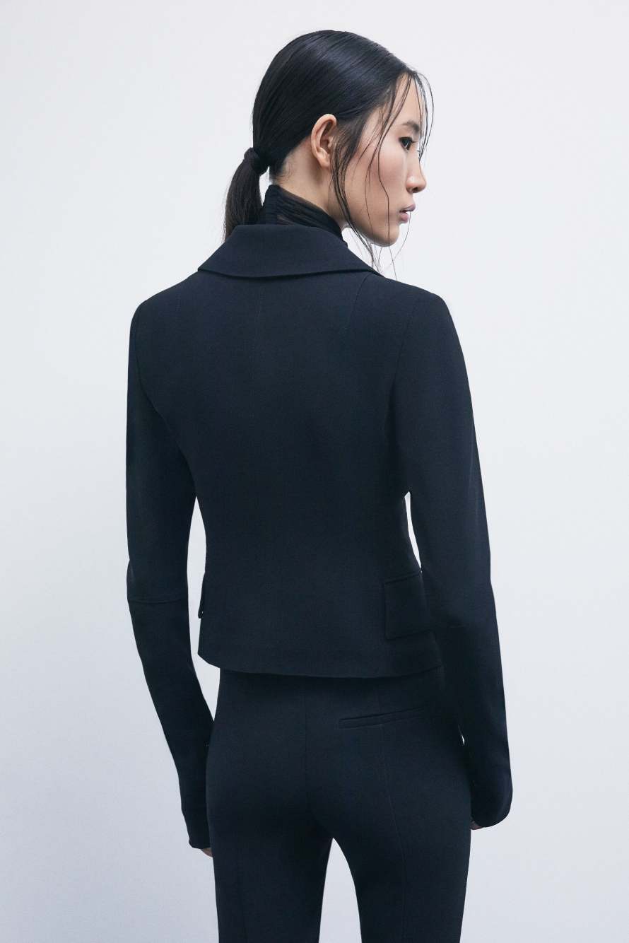 &ldquo;My SKIN Tailoring&rdquo; Icon 501 blazer in stretch cr&ecirc;pe, Black, Patrizia Pepe