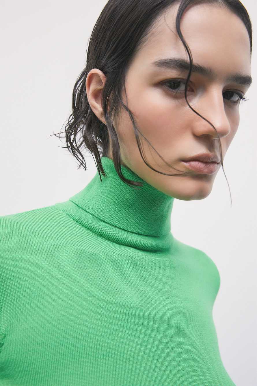 Jersey de cuello alto de lana ajustado, Verde