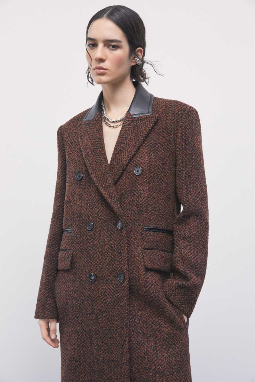 Long wool-blend boucl&eacute; coat, Brown, Patrizia Pepe