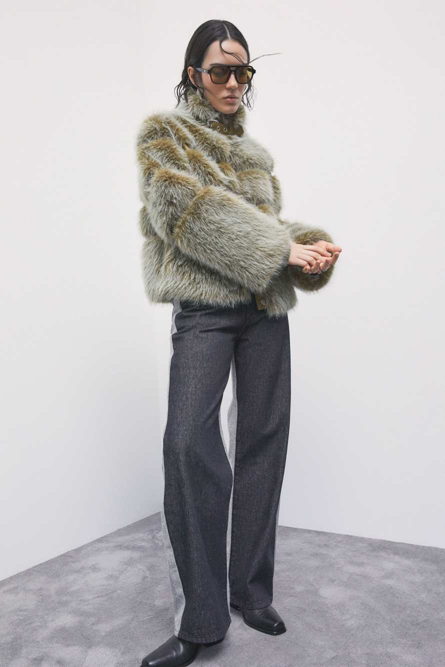 Kurze flauschige Jacke, Gr&uuml;n, Patrizia Pepe