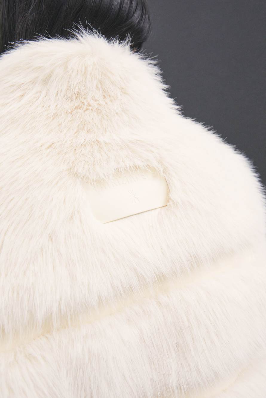 Kurze flauschige Jacke, Wei&szlig;, Patrizia Pepe