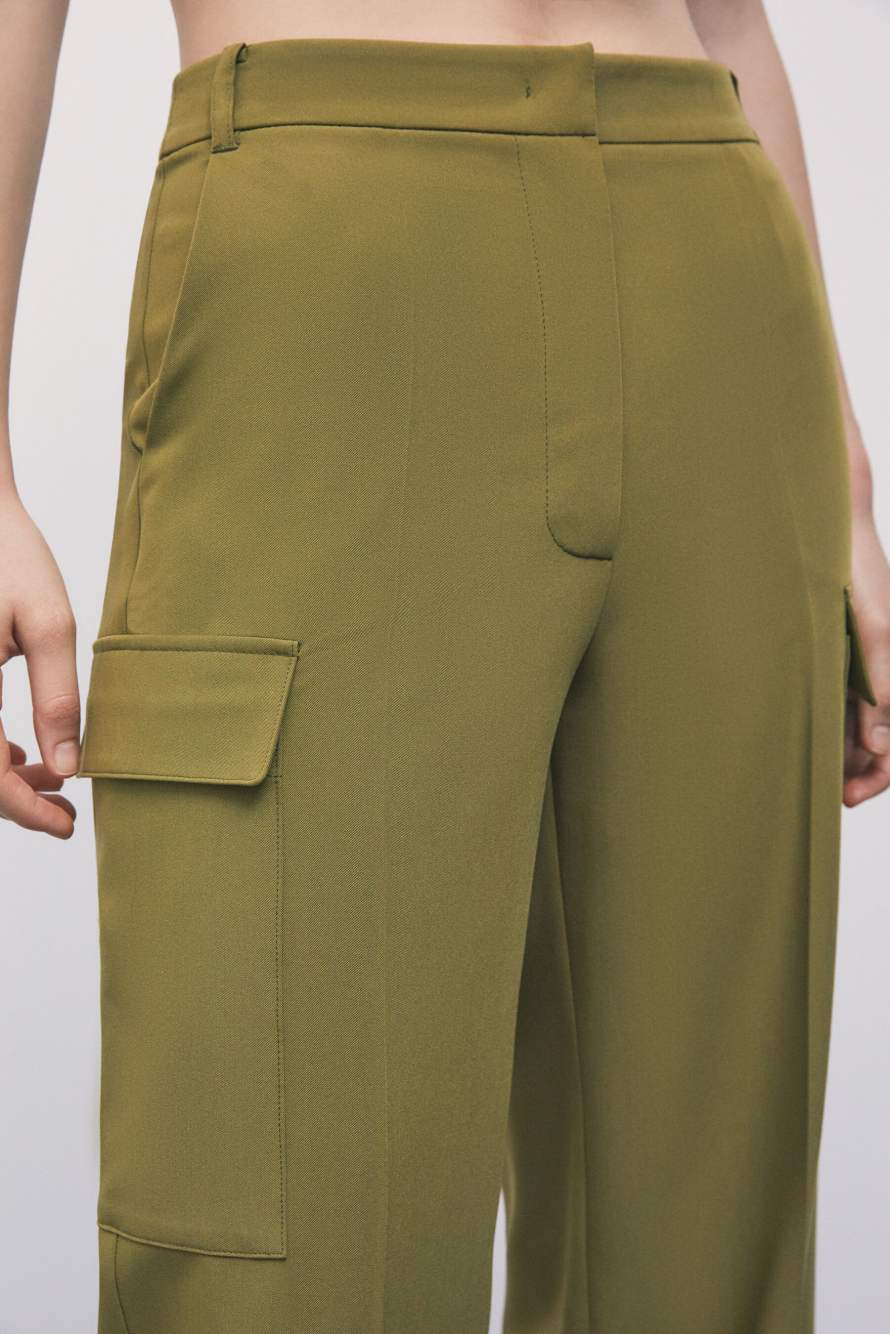 Pantal&oacute;n palazzo cargo, Verde