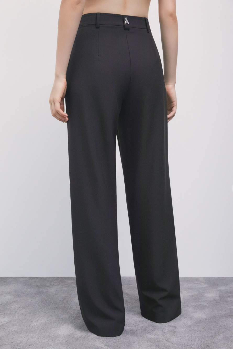 Pantal&oacute;n fluido de gabardina, Negro