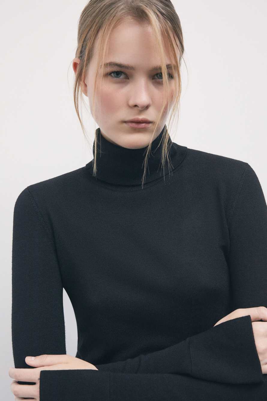 Slim-fit wool turtleneck, Black, Patrizia Pepe
